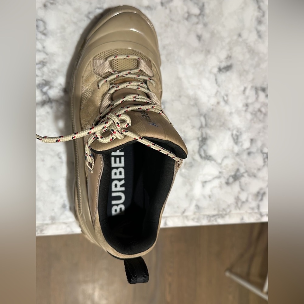 Burberry women's sneakers - Picture 2 of 9